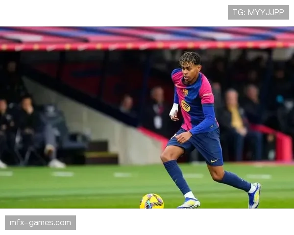 巴萨主帅展示战术智慧，球队表现持续回暖备受关注